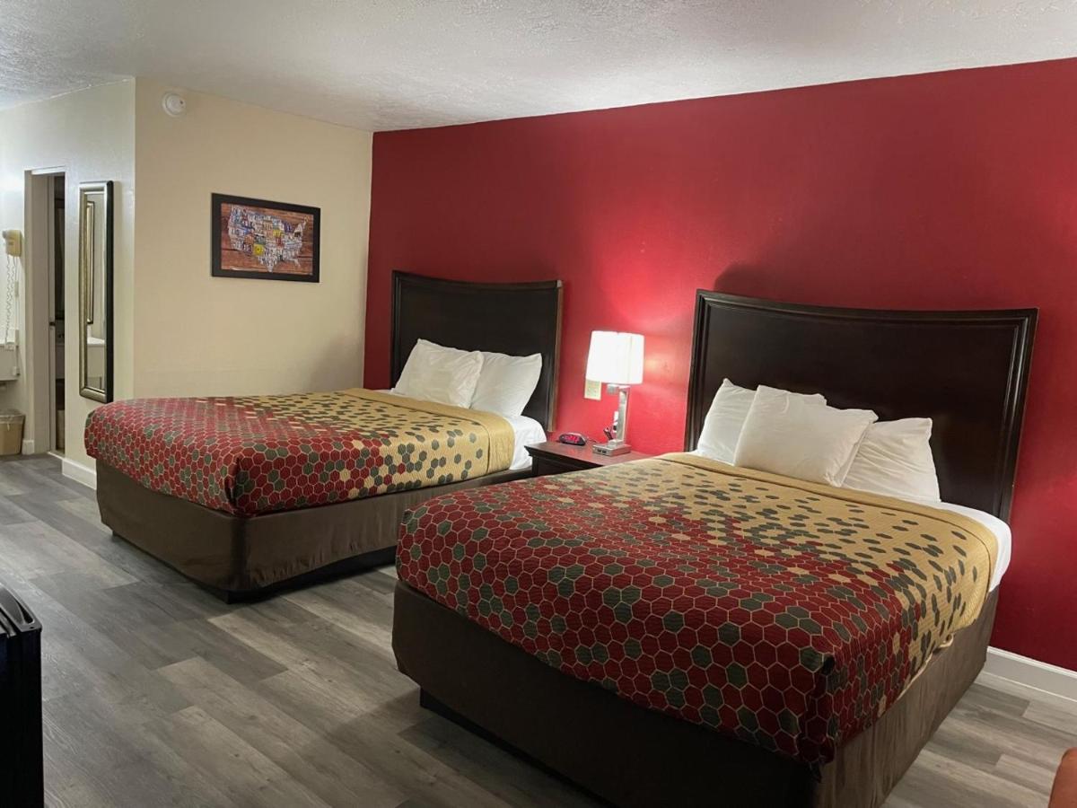 Lodge Econo - National Fair Ground Area