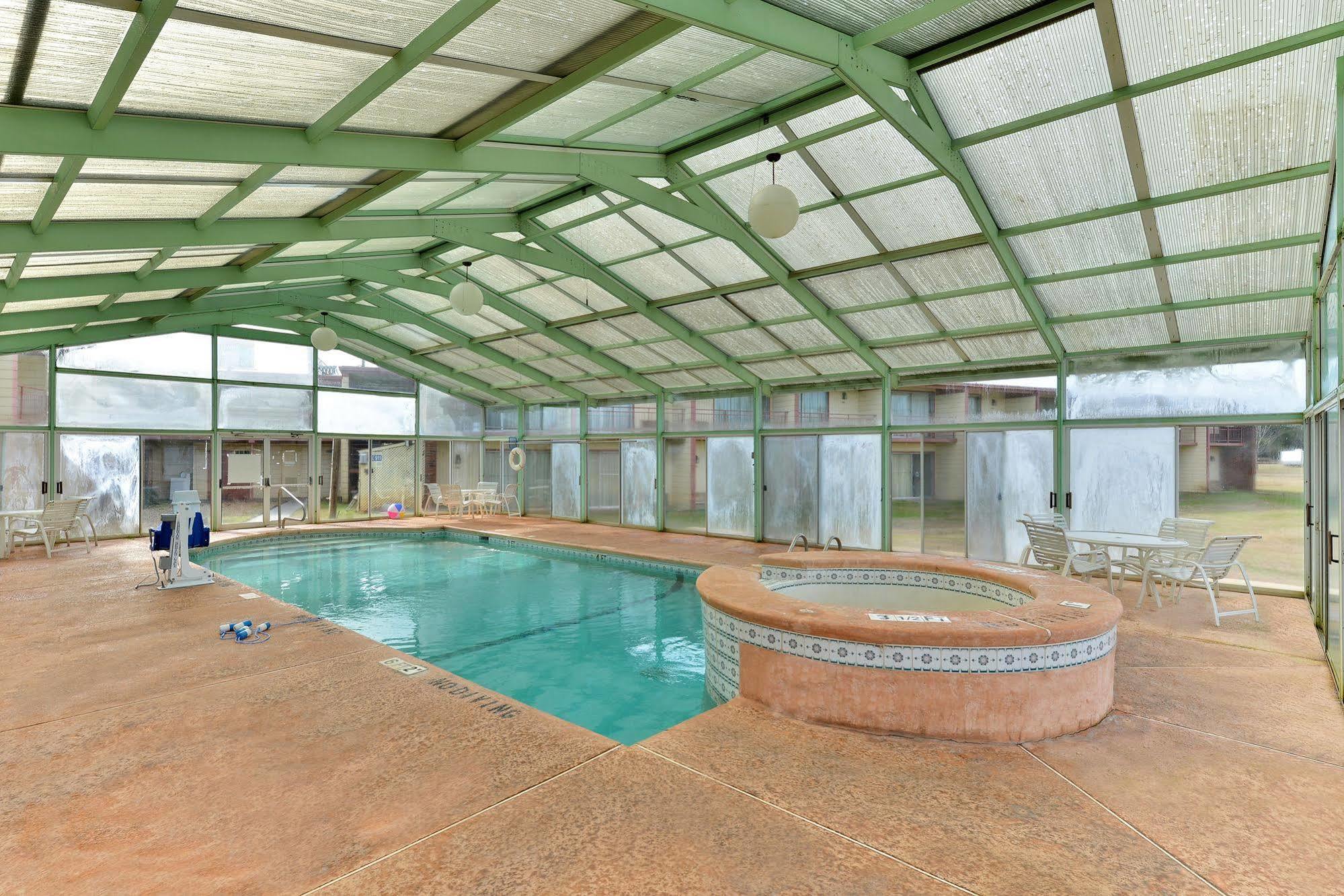 Econo - National Fair Ground Area Lodge Perry