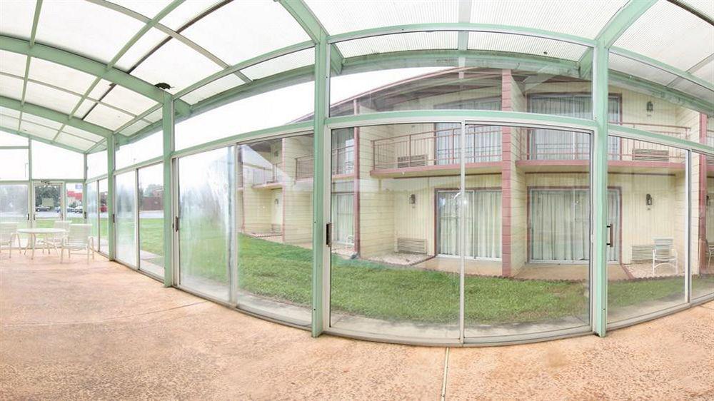 Lodge Econo - National Fair Ground Area *
